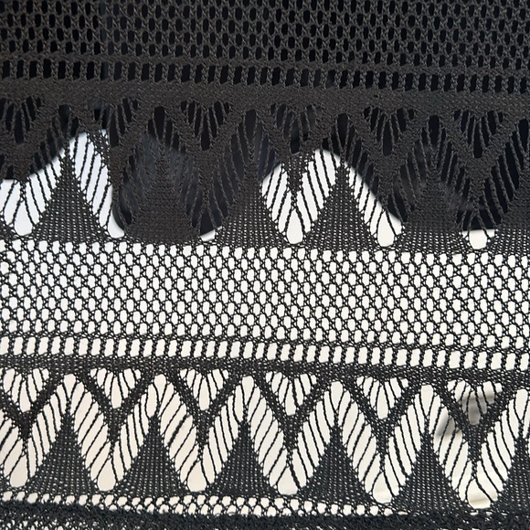 Guess black lace dress. - Picture 6 of 10